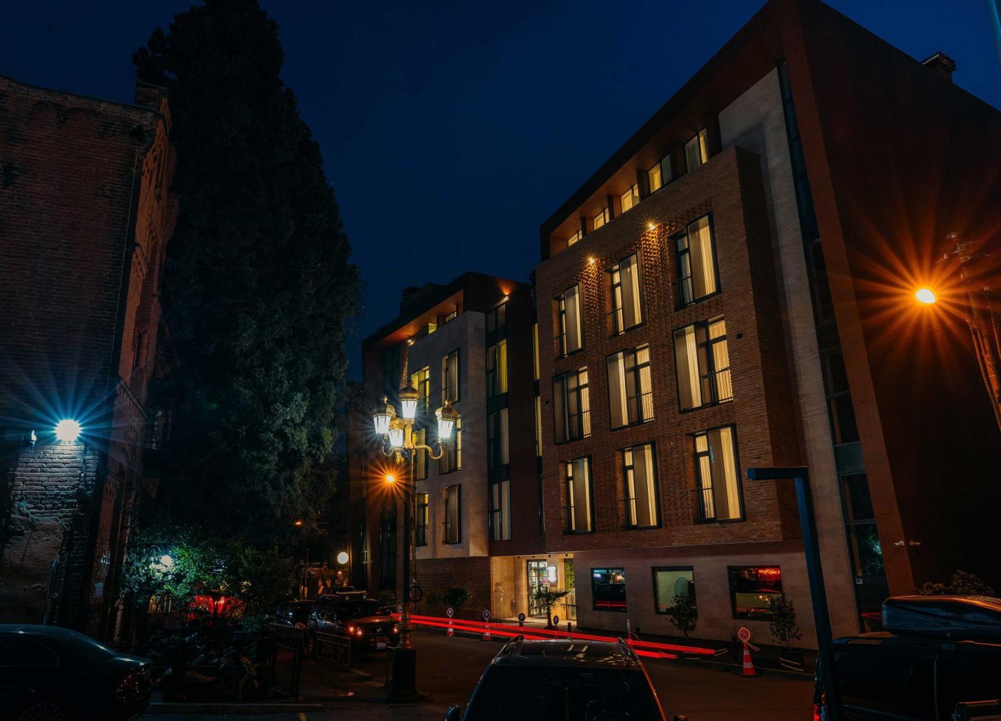 Hotel Monday By Dnt Group Τυφλίδα Εξωτερικό φωτογραφία