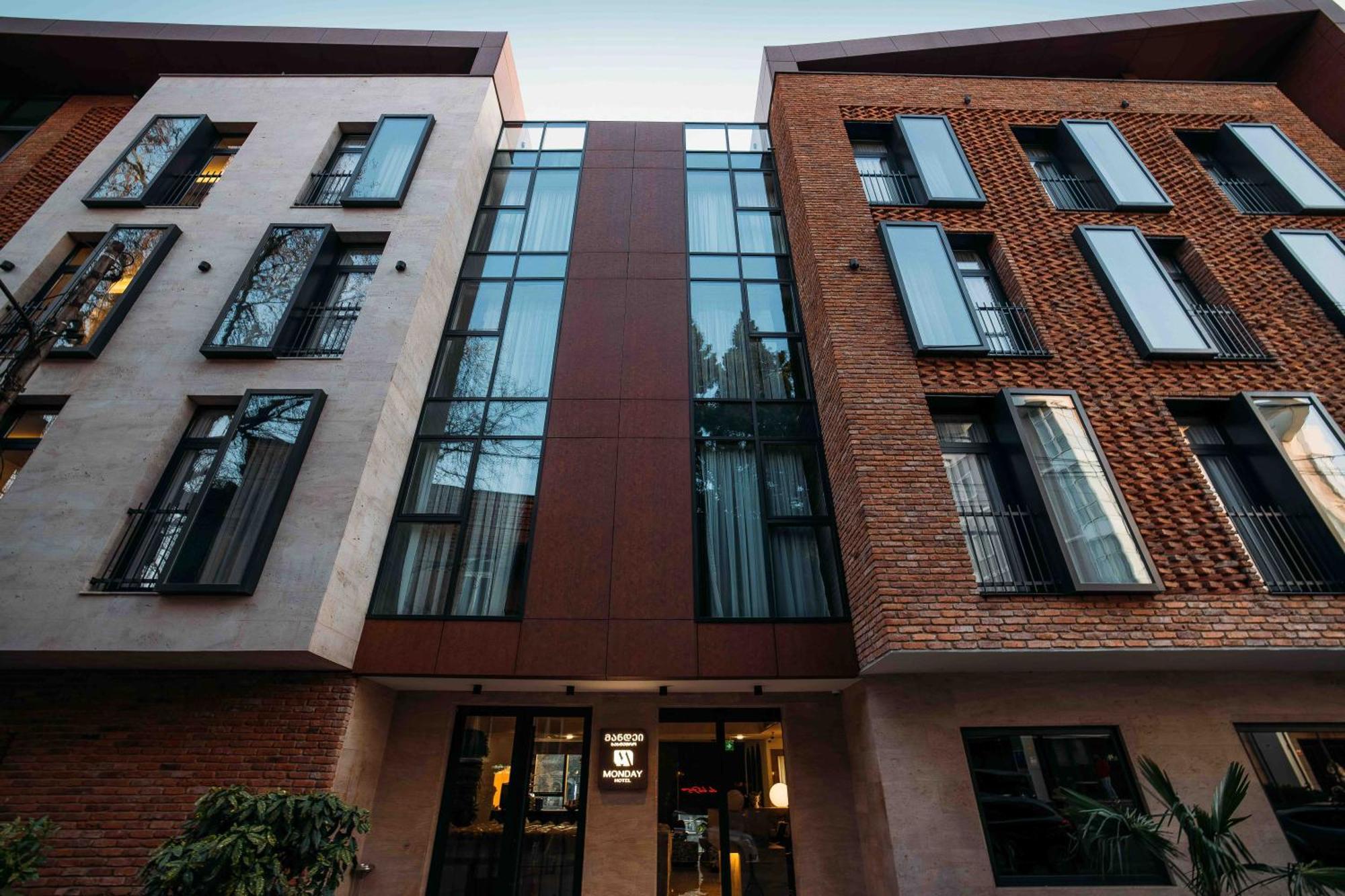 Hotel Monday By Dnt Group Τυφλίδα Εξωτερικό φωτογραφία