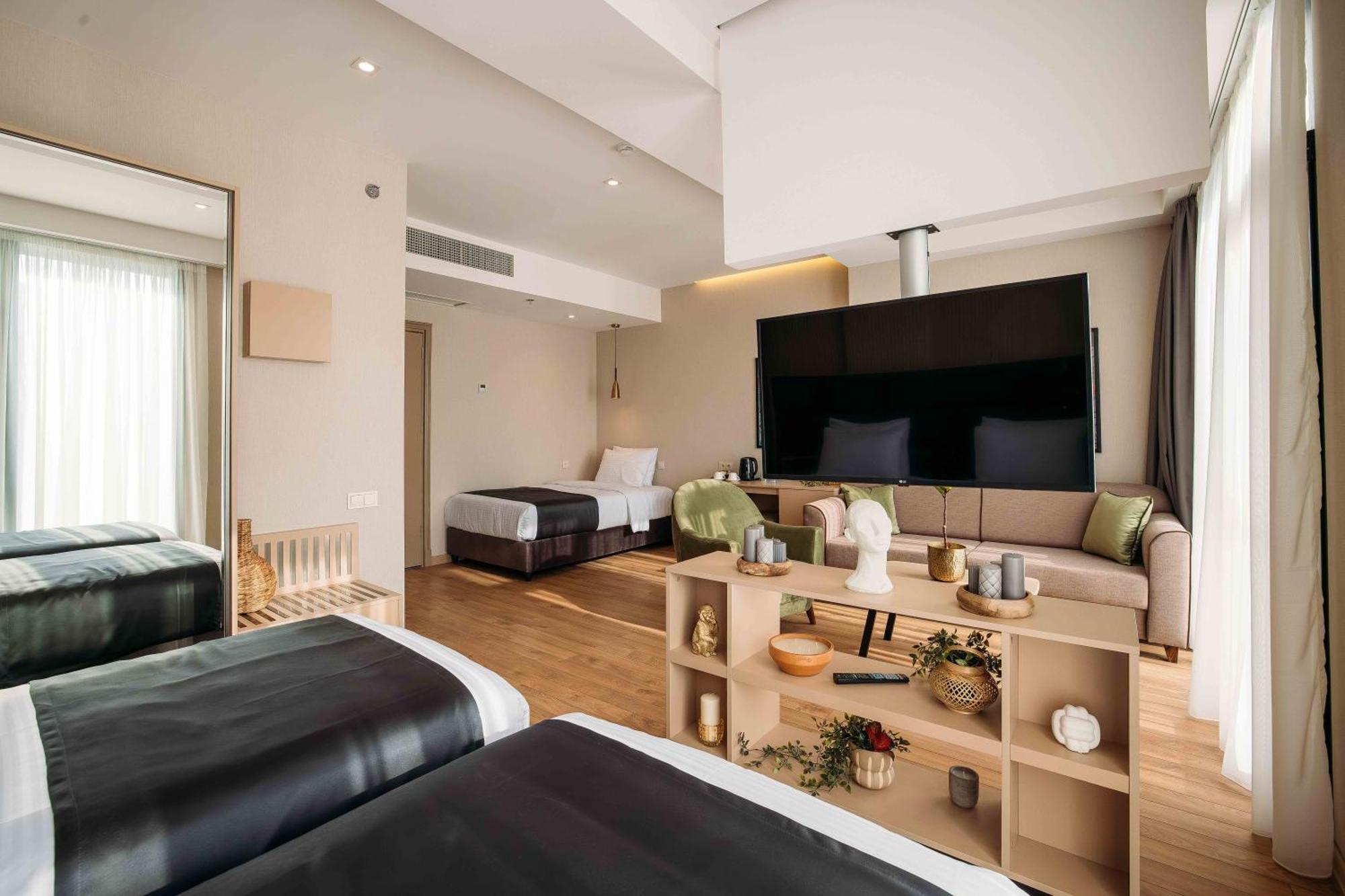 Hotel Monday By Dnt Group Τυφλίδα Εξωτερικό φωτογραφία