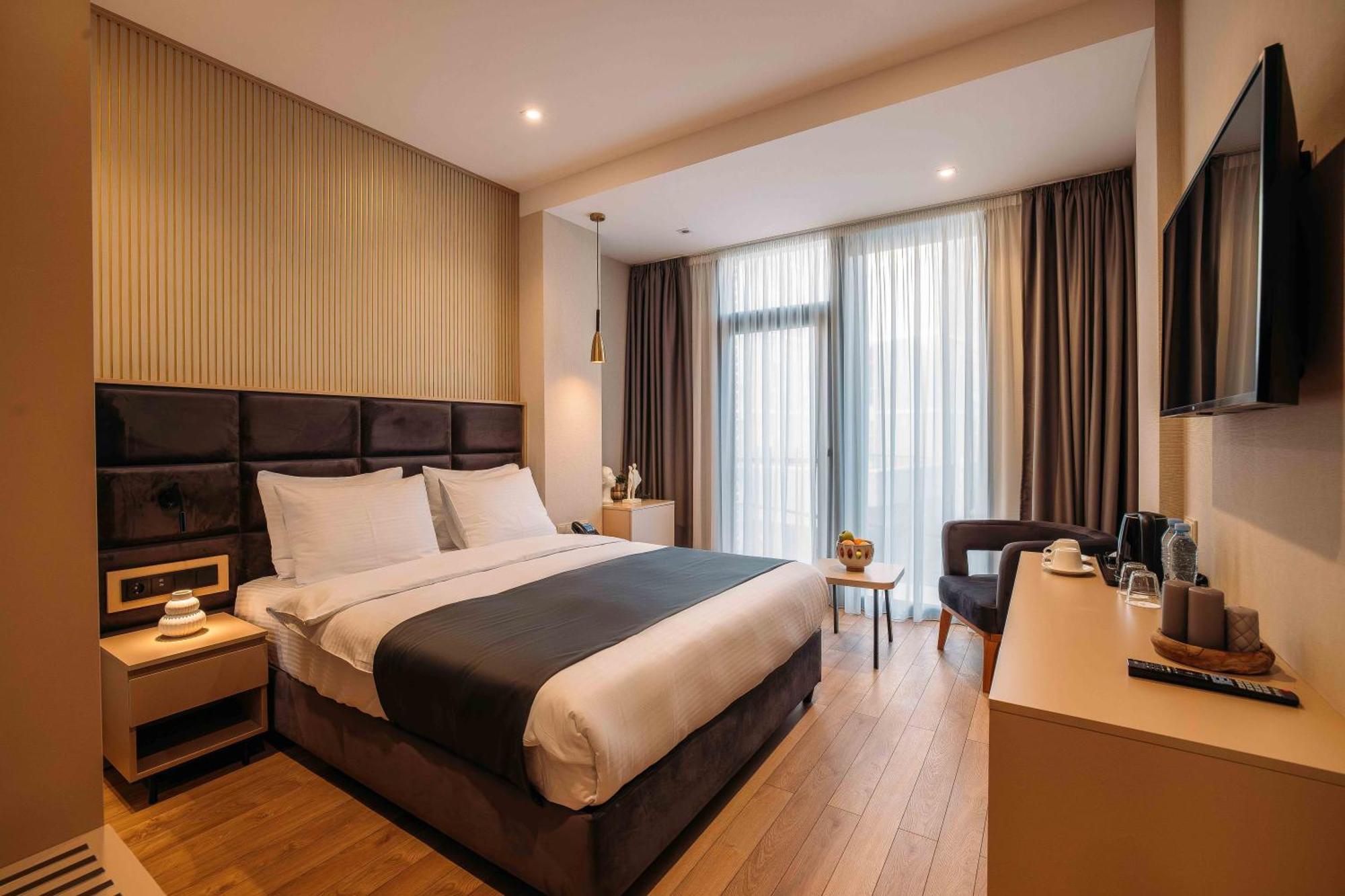 Hotel Monday By Dnt Group Τυφλίδα Εξωτερικό φωτογραφία