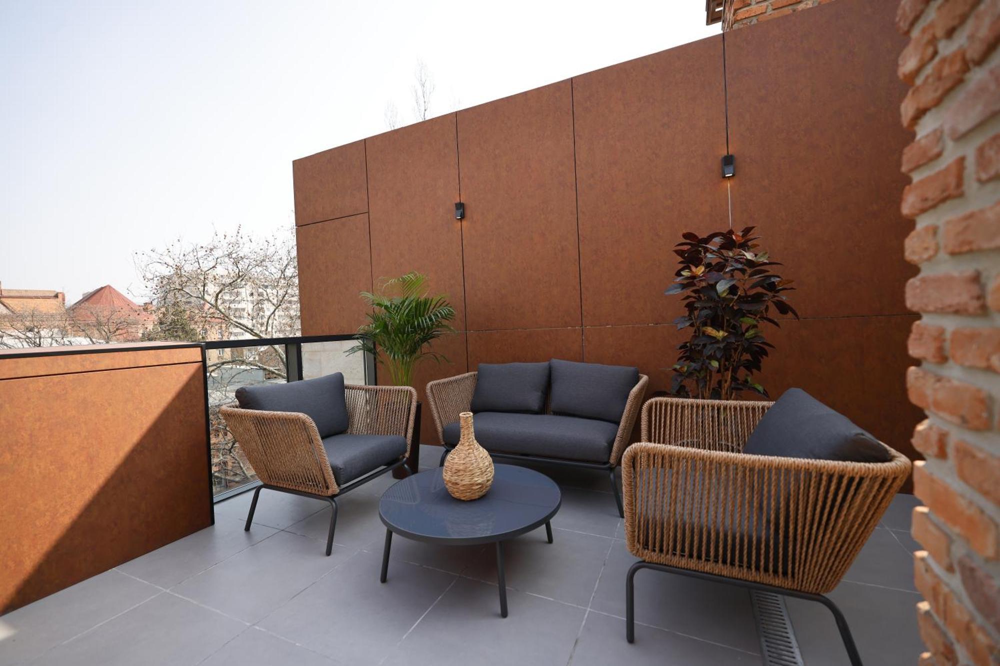 Hotel Monday By Dnt Group Τυφλίδα Εξωτερικό φωτογραφία
