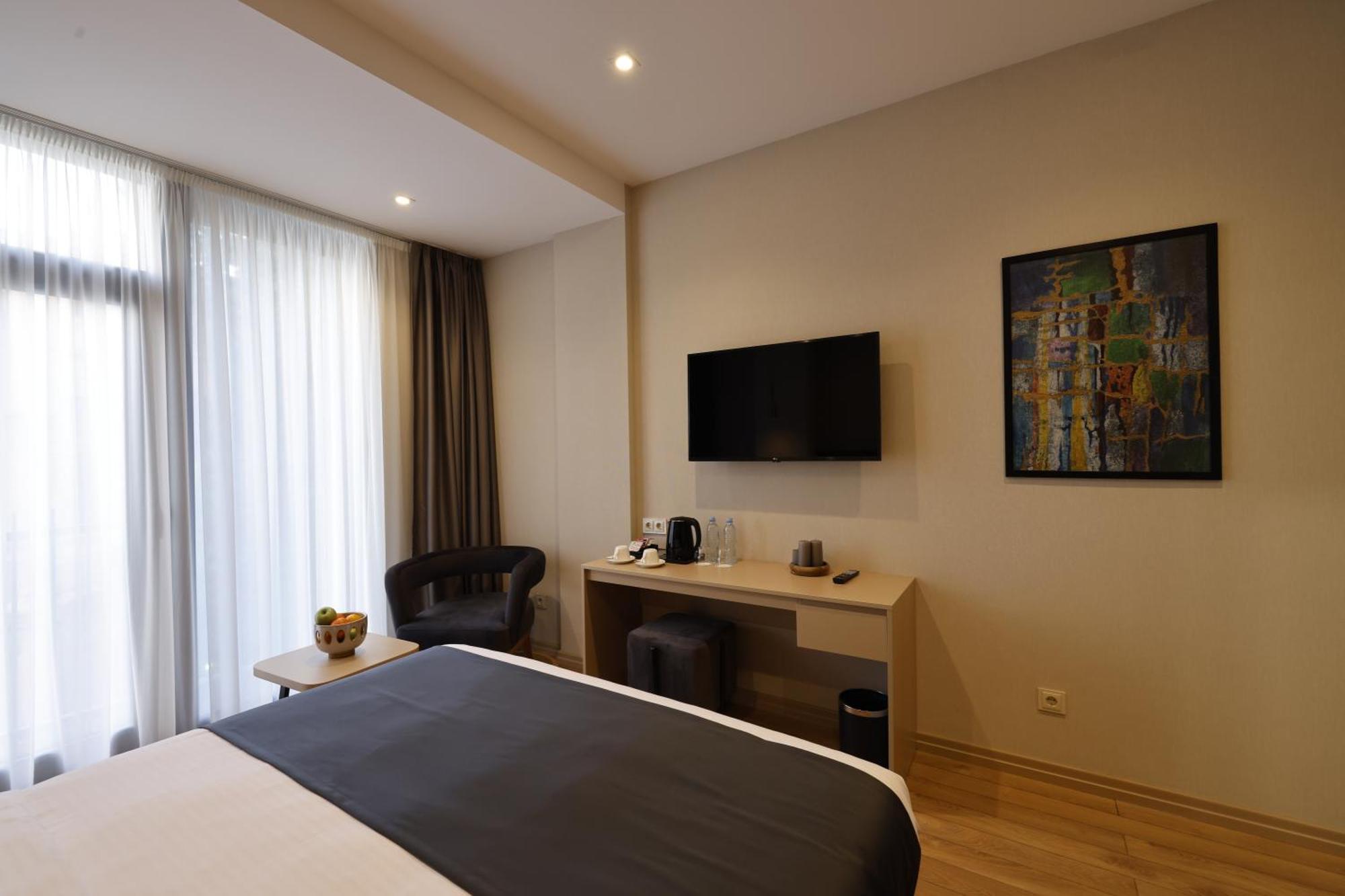 Hotel Monday By Dnt Group Τυφλίδα Εξωτερικό φωτογραφία